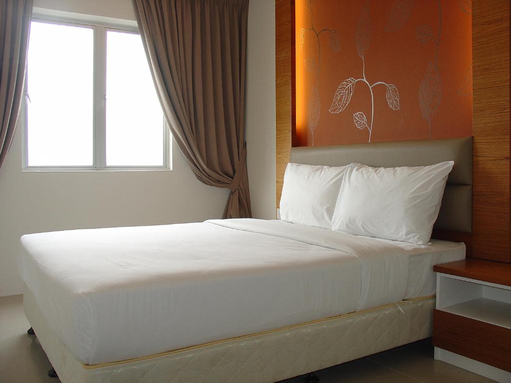 Duta Hotel & Residence photo 2