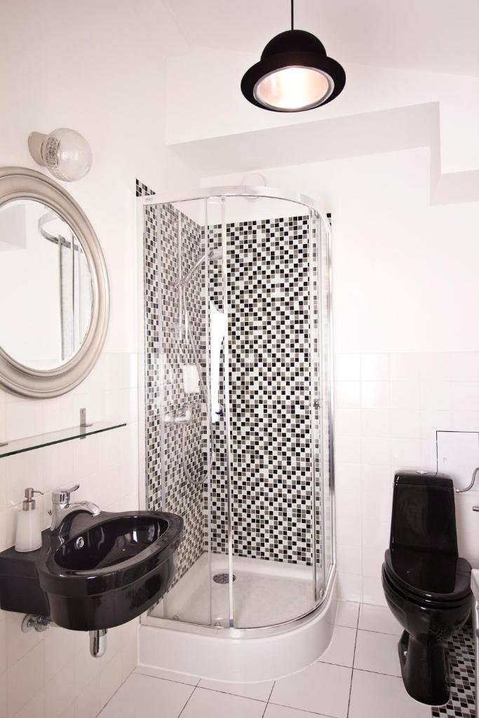 Двухместный (Двухместный номер Делюкс с 1 кроватью), Arthotel Stalowa52