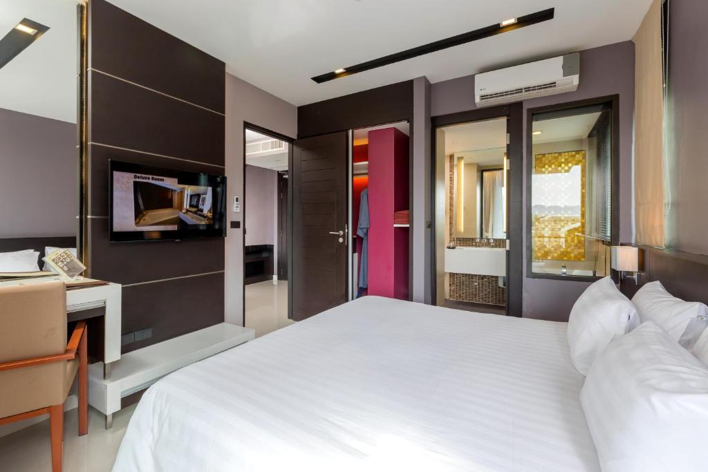 Сьюит (Люкс Charm), Курортный отель The Charm Resort Phuket