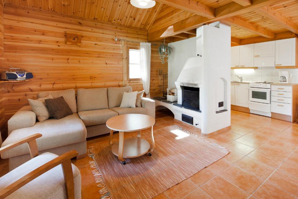 Holiday Club Hannunkivi Cottages photo 3