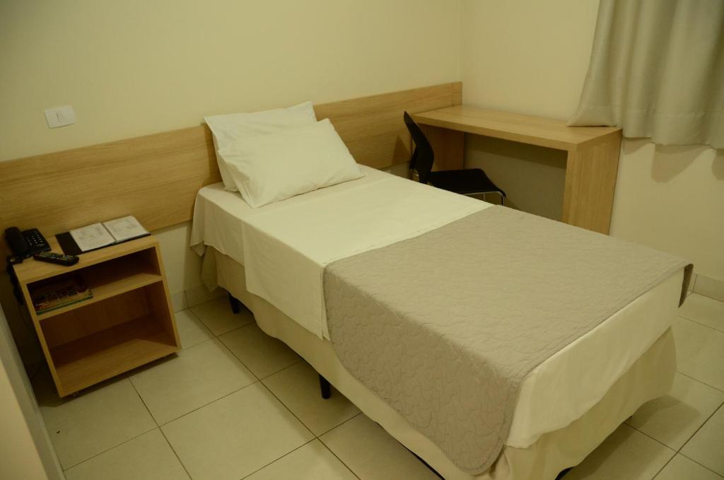 Hotel Capital photo 2