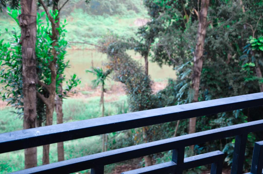 Двухместный (Riverfront Deluxe Double Room), Kandy Rivers Edge Nature Resort