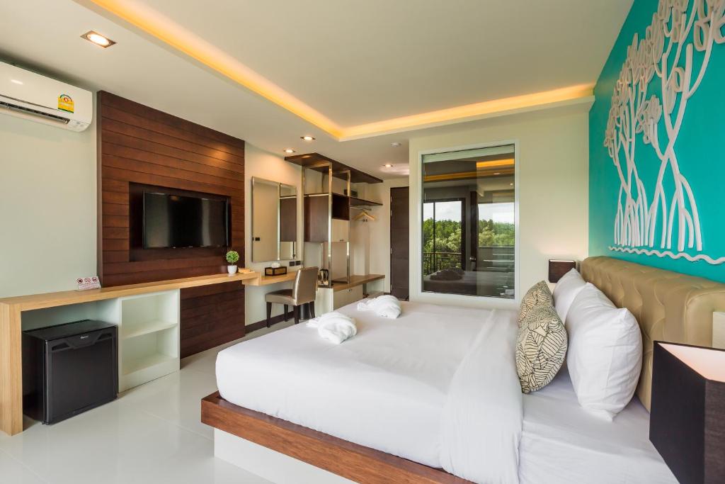 River Front Krabi Hotel Room Type - Deluxe King Room with Pool View River Front Krabi Hotel Room Type - Deluxe King Room with Pool View