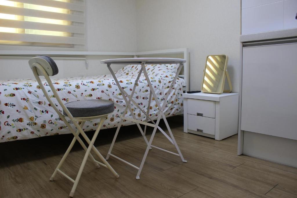 Одноместный (Одноместный номер с собственной ванной комнатой), Bunk Guesthouse Hongdae2