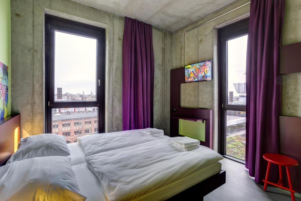 Двухместный (Двухместный номер с 2 отдельными кроватями), MEININGER Hotel Berlin East Side Gallery