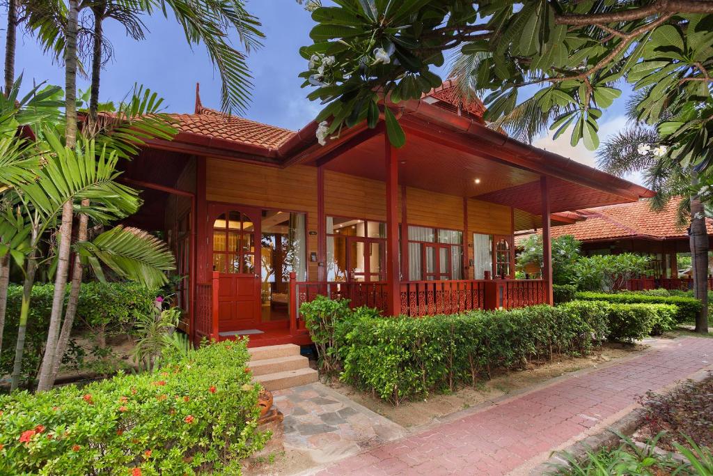 Номер (Коттедж Делюкс), P.P. Erawan Palms Resort