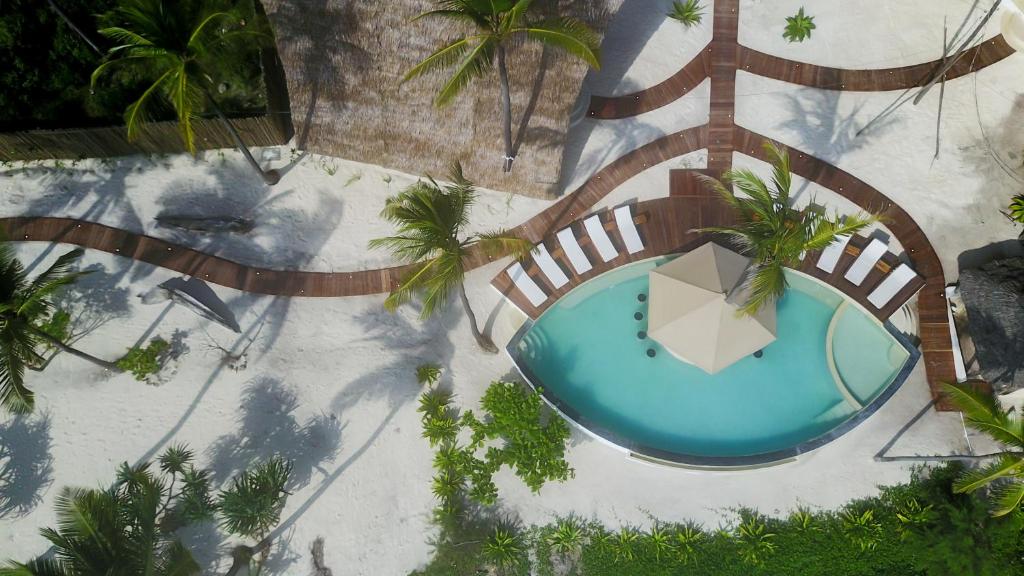 Baladin Zanzibar Beach Hotel photo 3