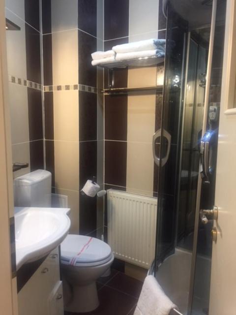 Двухместный (Улучшенный двухместный номер с 1 кроватью), Zava Boutique Hotel