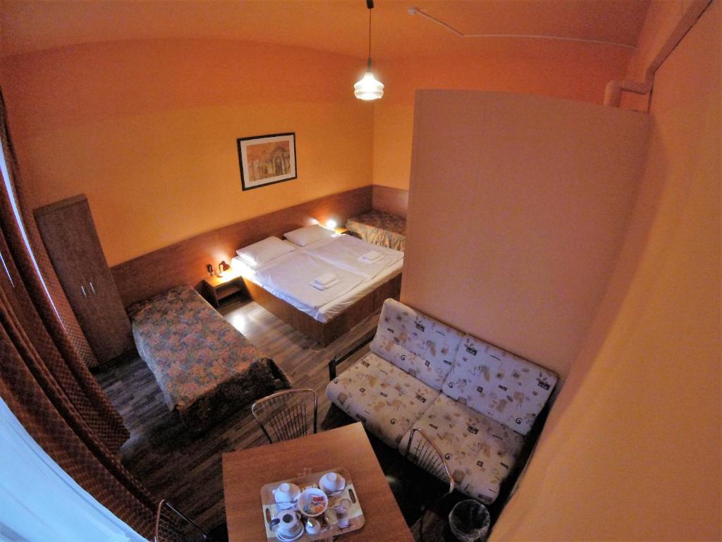 Четырехместный (Четырехместный номер), Pension Madara
