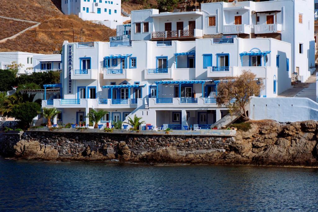 Vithos Seaside Aparthotel photo 3