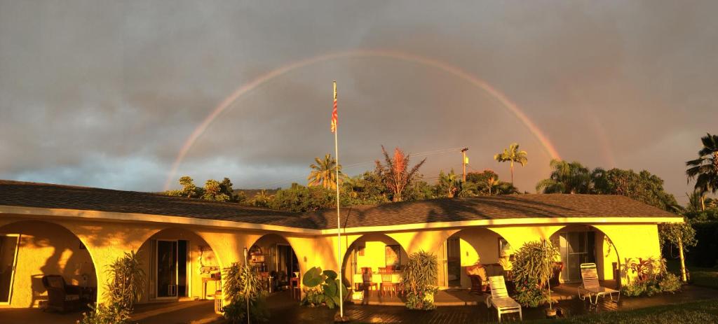 Kona Bayview Inn image