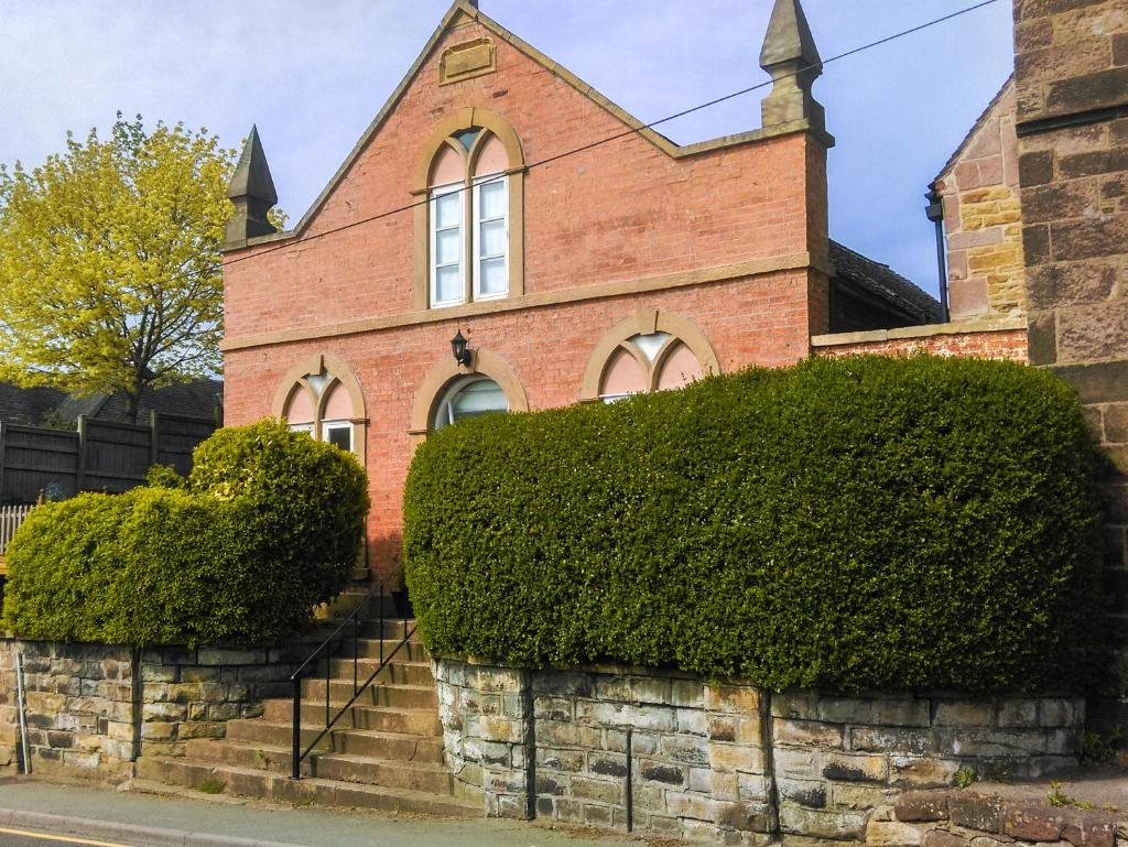 The Old Temperance Hall - Tap to explore photos