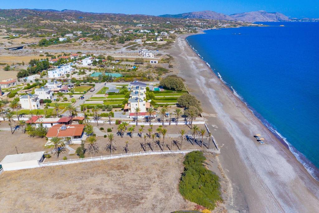 Villa Maria Beachfront Residence photo 3