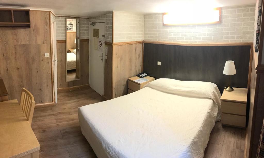 Двухместный (Двухместный номер с 1 кроватью и видом на поле), Hotel Fiat