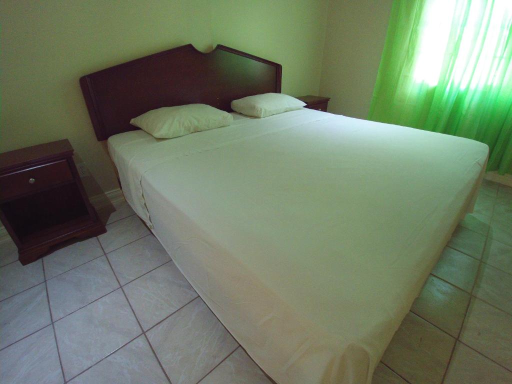Pinneys Beach Hotel Nevis - Tap to explore photos