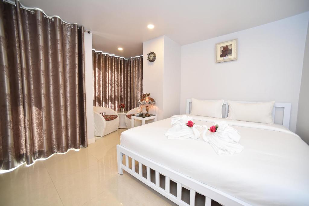 Двухместный (Номер Делюкс с кроватью размера «king-size»), Parvena Hotel