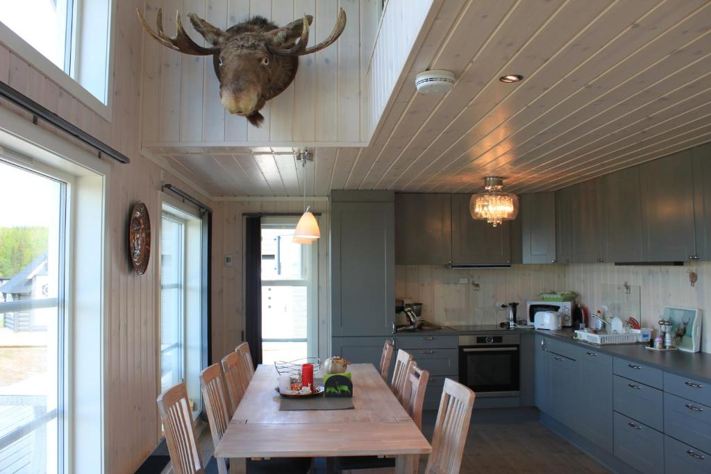Luxury Mountain Villa photo 3