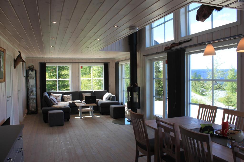 Luxury Mountain Villa photo 4