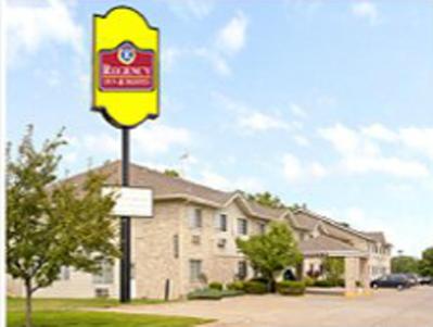 Regency Inn and Suites, Anoka image