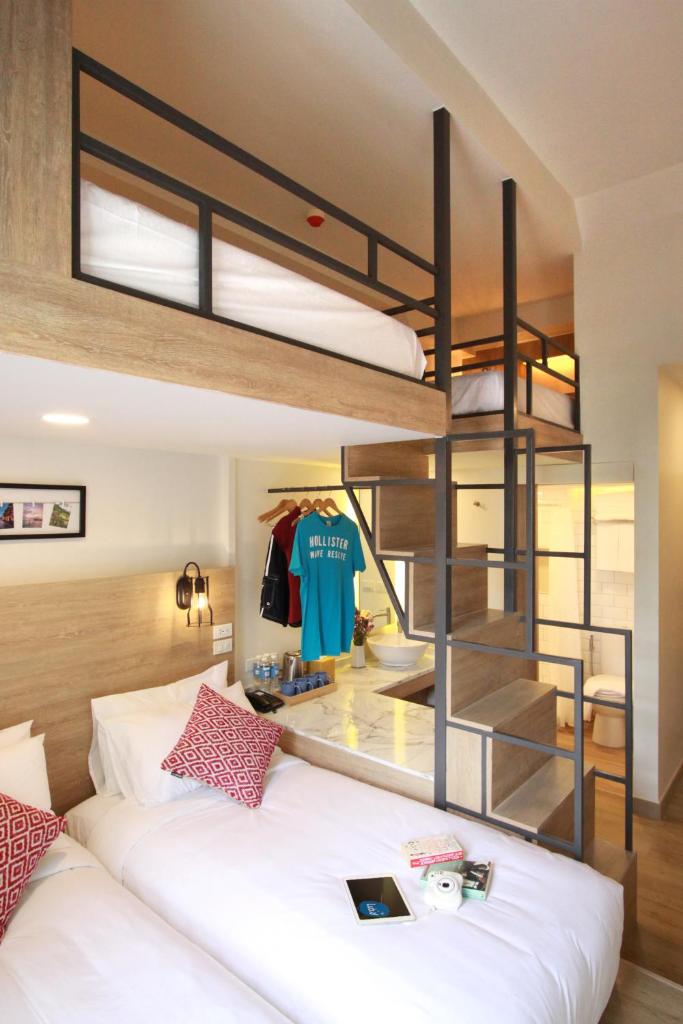 Четырехместный (Четырехместный номер с собственной ванной комнатой), Lub d Philippines Makati