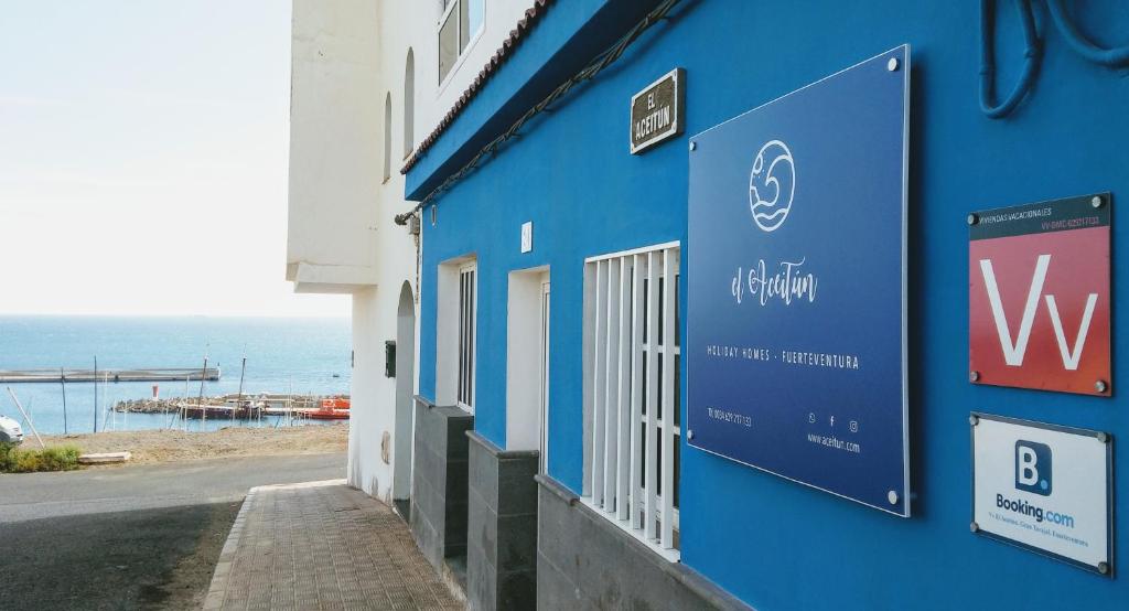 El Aceitun Beach Holiday Homes photo 2