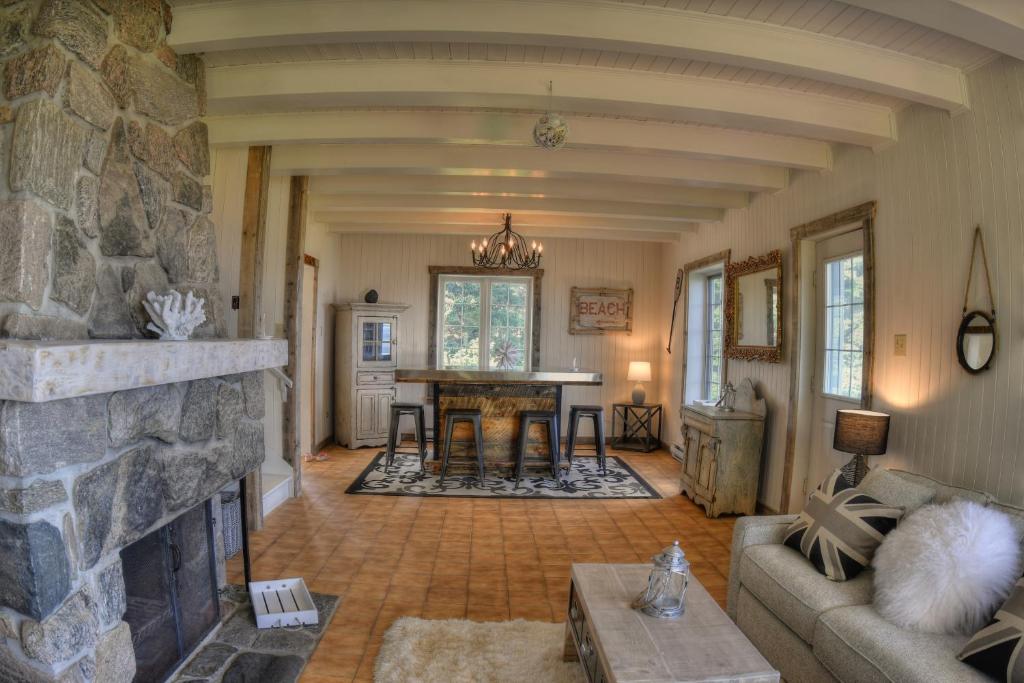 Les 2 Iles - Les Chalets Spa Canada photo 2