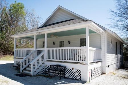 Swamp Rabbit Inn Travelers Rest photo 2