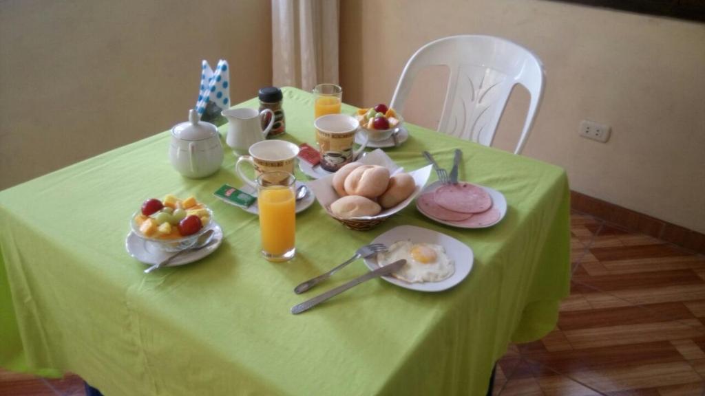Hostal Geminis photo 4