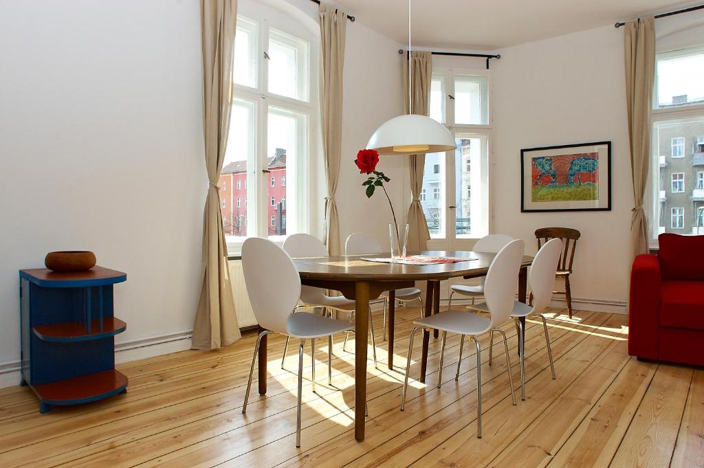 Apartment Prenzlauer Allee photo 4