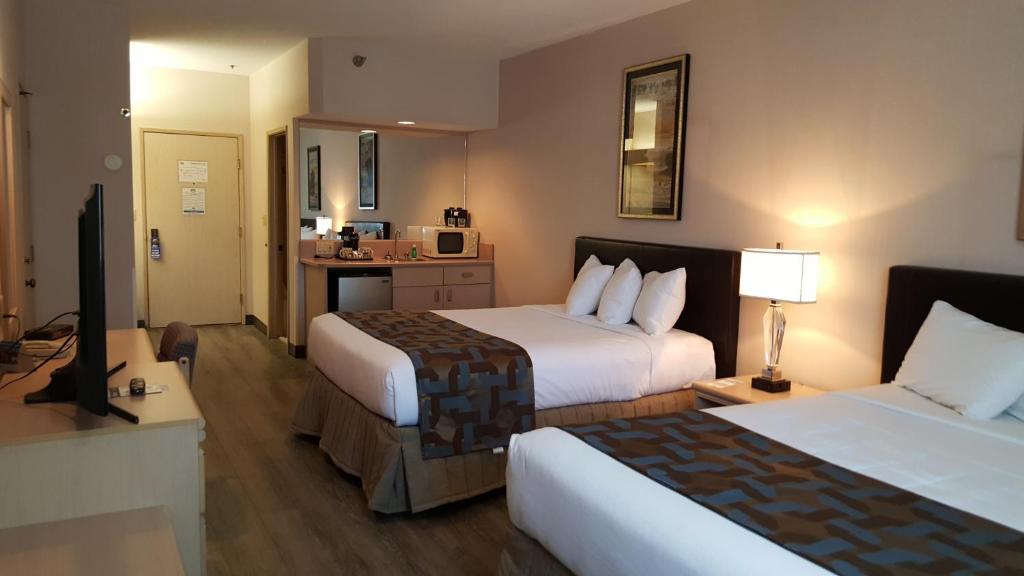 Shilo Inn Elko Suites image