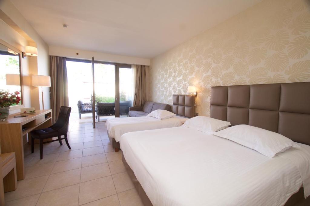 Трехместный (Трехместный номер, вид на сад), Ionian Emerald Resort