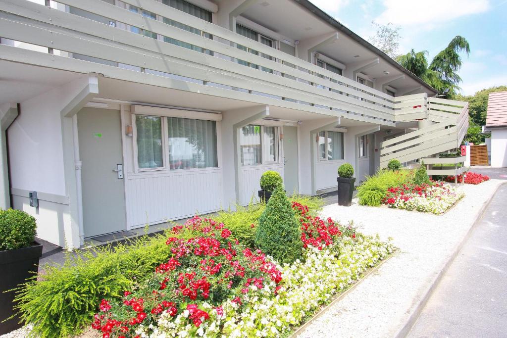 Campanile Hotel Chantilly photo 3
