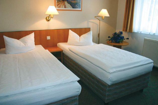 Hotel Kubrat an der Spree photo 2