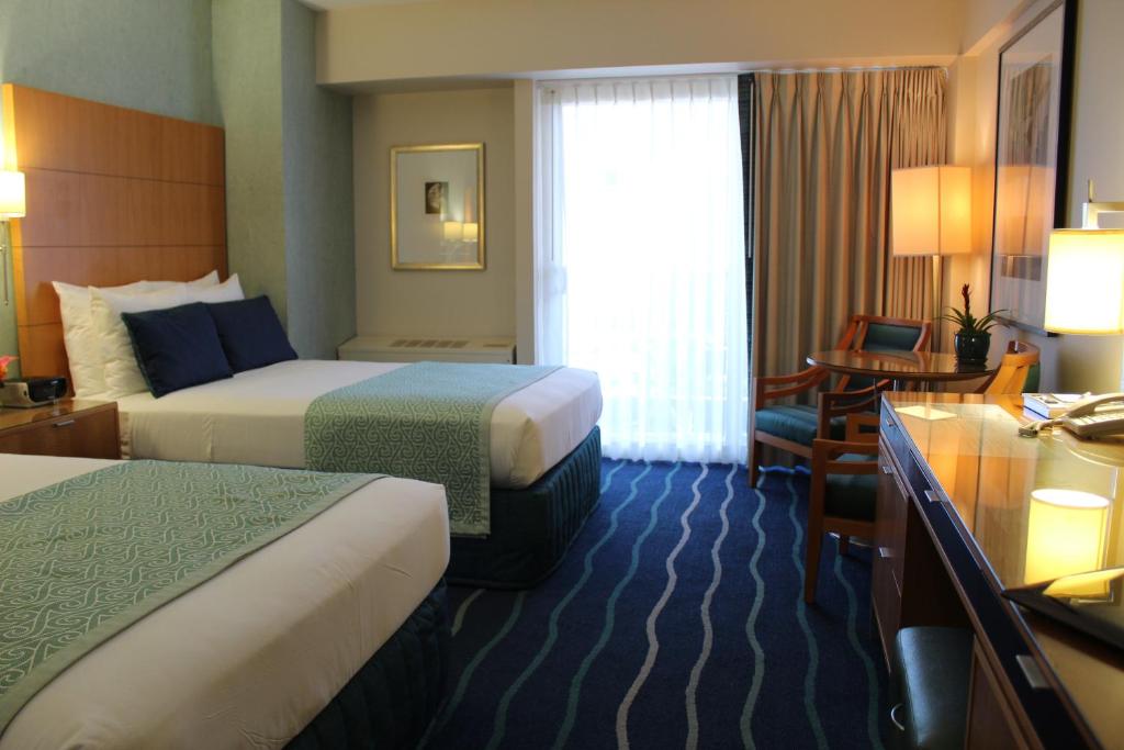 Семейный (Вайкики, размещение на усмотрение администрации), LSI Resorts at Ala Moana