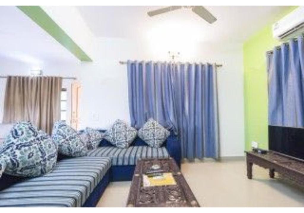 4Bhk Exotic Villa with Swimming pool photo 2