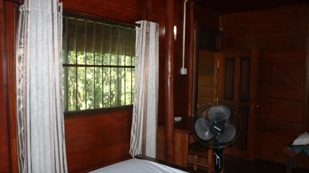 Birds Paradise Hotel photo 2