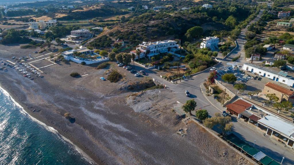 Seaside Studios Kirania photo 2