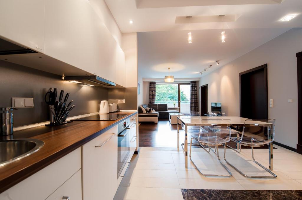 Апартаменты (Улучшенные апартаменты с 2 спальнями), Exclusive Apartments – Atelier Residence