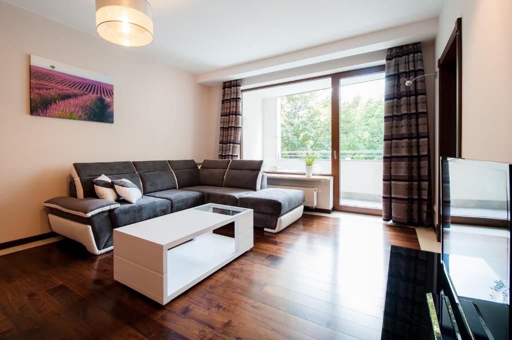 Апартаменты (Улучшенные апартаменты с 2 спальнями), Exclusive Apartments – Atelier Residence