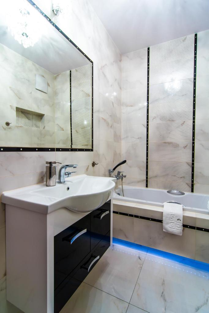 Апартаменты (Улучшенные апартаменты с 2 спальнями), Exclusive Apartments – Atelier Residence