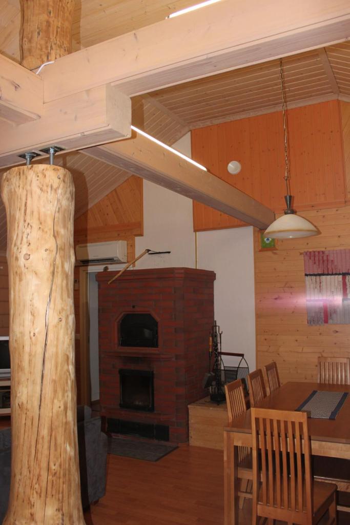 Kuusitorppa photo 3