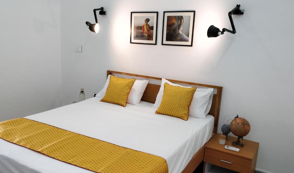 Двухместный (Deluxe Double Room (Early check in at 9am, subject to availability & 10% discount on F&B)), Stay Banaras