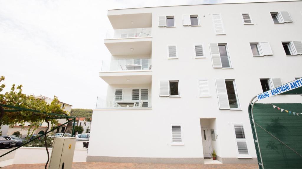 Apartment Zamarin 1 photo 3