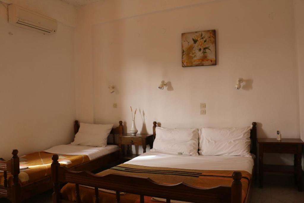 Rent Rooms Katerina photo 2