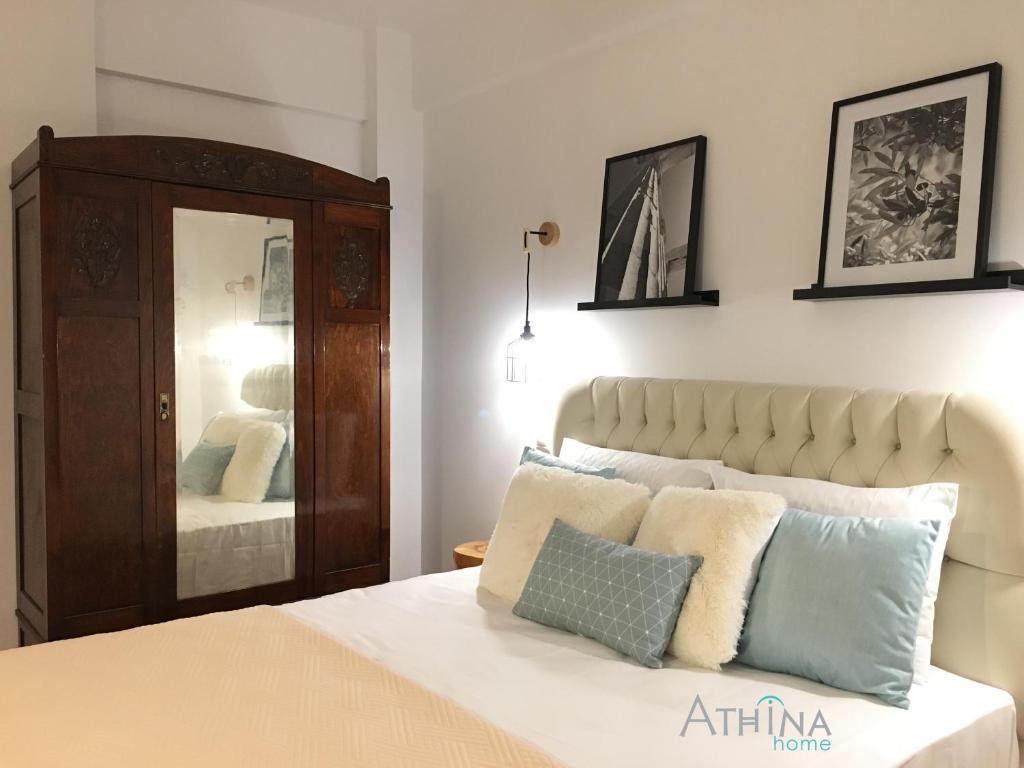 Athina apartments - Tap to explore photos