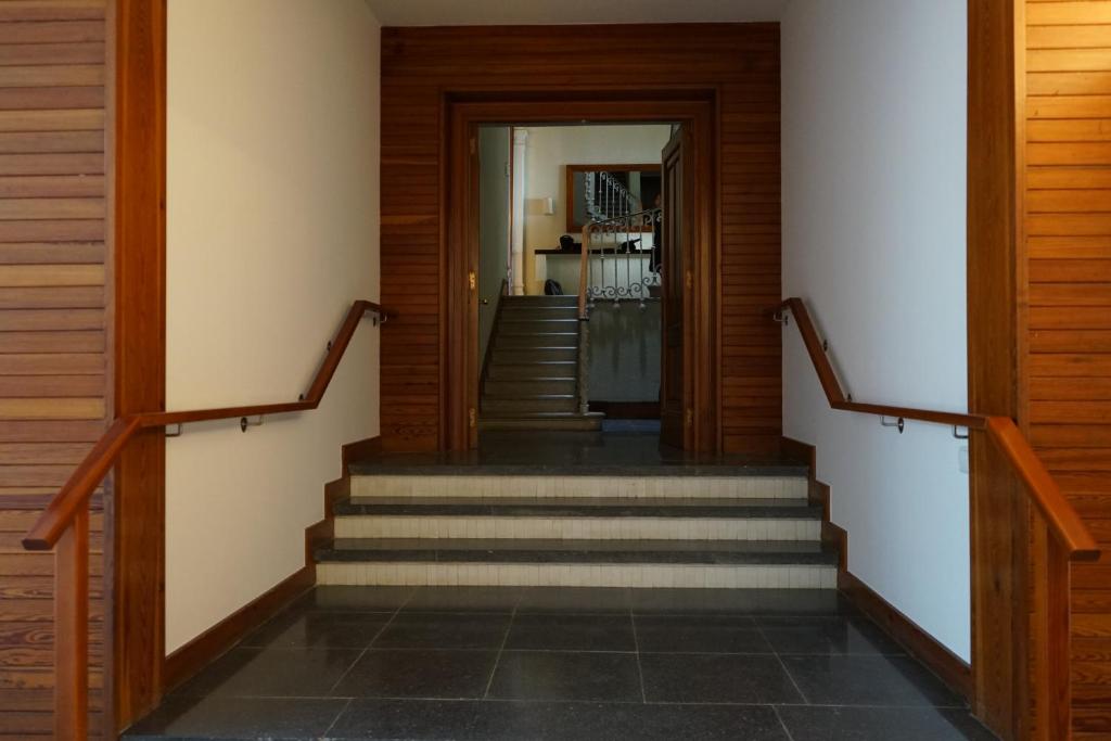 Apartamentos Les Barbes photo 2