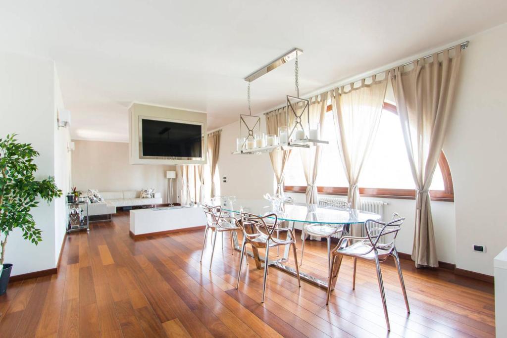Luxury Tuscan House photo 2
