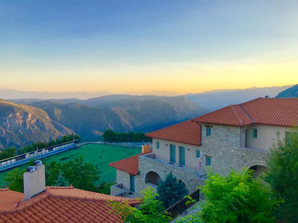 Aegli Arachova photo 1