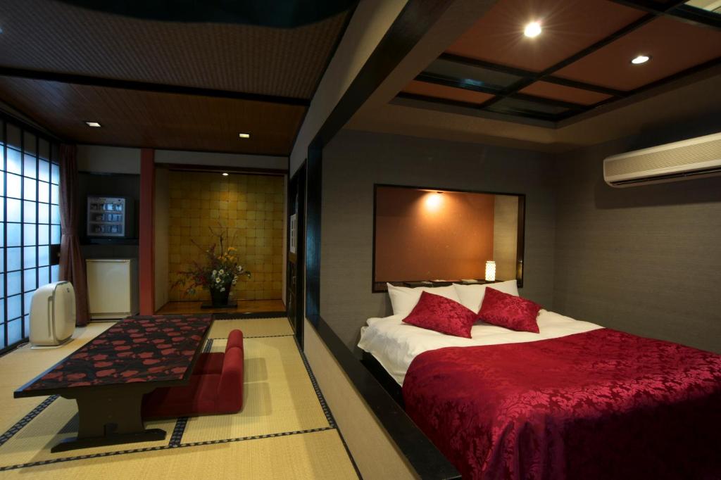 Hotel Coco-Palm (Love Hotel) photo 2