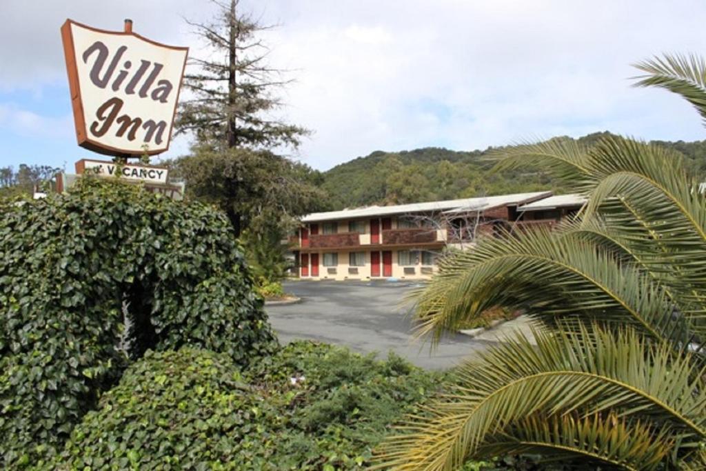 Villa Inn - Tap to explore photos